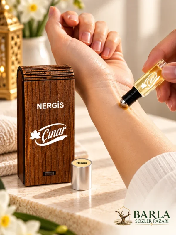 Çınar Nergis 3 ml alkolsüz esans roll-on bileğe uygulama