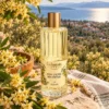 Gülsemin İğde Çiçeği Kolonyası 400 ml dış mekân ve manzara eşliğinde ürün görseli