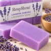 RosyRose lavanta sabunu lila kalıp yakın plan görünümü